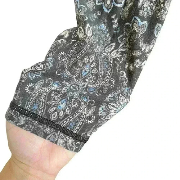 Aerie paisley leggings - Picture 3 of 6